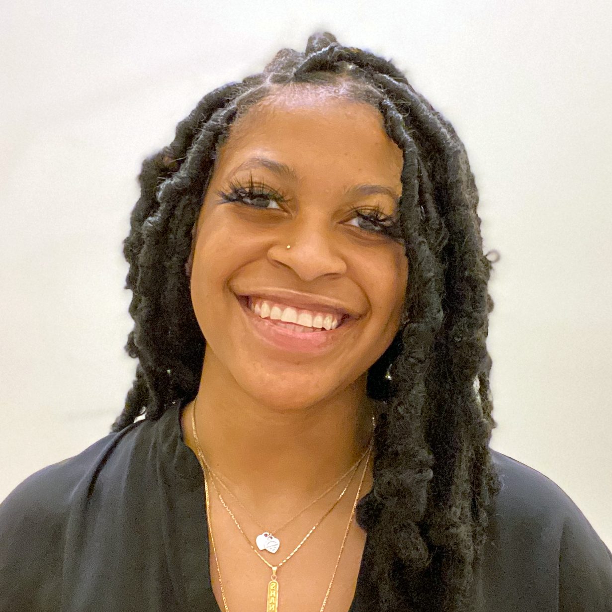 headshot of shanelle